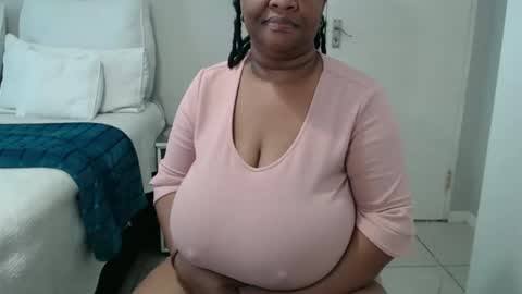 Lona online show from December 2, 4:36 am