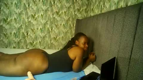 bigyybigy online show from February 25, 2:26 pm