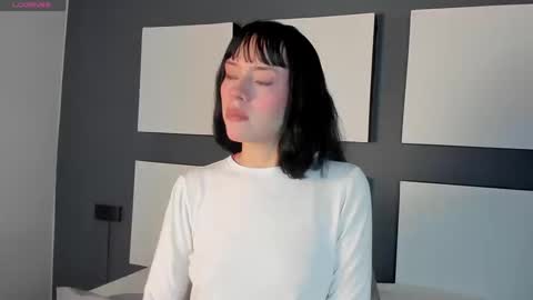 bilie__eilish online show from March 12, 1:36 pm