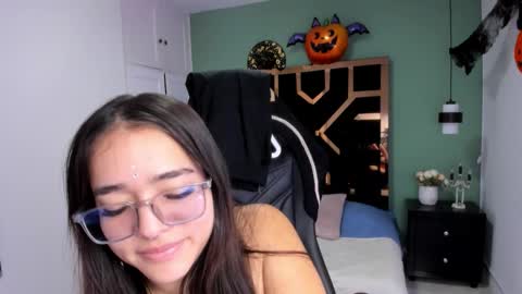 Snapshot of billie_jhonson_ chatting on October 21, 7:07 pm Billie online show from October 21, 7:07 pm