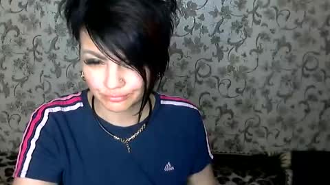 Snapshot of black_hot_01 chatting on October 22, 10:15 pm black_hot_01 online show from October 22, 10:15 pm