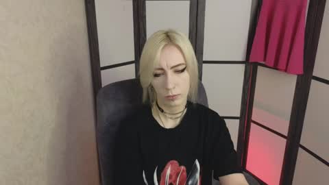 Emily online show from June 2, 8:48 am