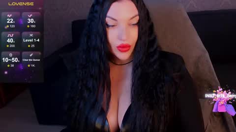 Snapshot of blackberry_star chatting on October 8, 7:56 am blackberry_star online show from October 8, 7:56 am