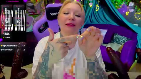 Alice online show from July 27, 7:33 pm