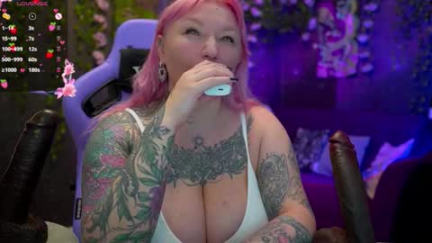 Alice online show from October 9, 7:07 pm