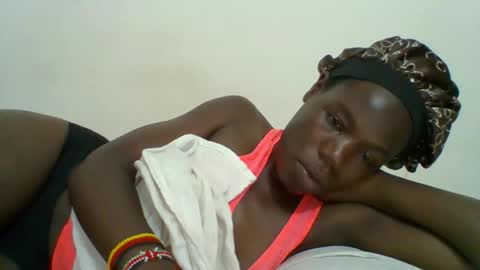 SARAH online show from April 19, 6:10 pm