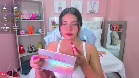 blaiir_moon online show from January 17, 2:35 pm