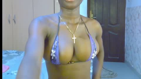 nikky00 online show from April 9, 9:59 am