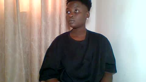 blaq_pearl online show from June 23, 5:16 am