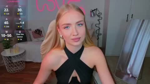 Nessa online show from May 21, 11:30 am