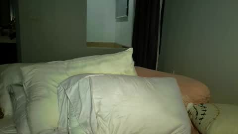 blondedolltia online show from November 6, 4:24 pm