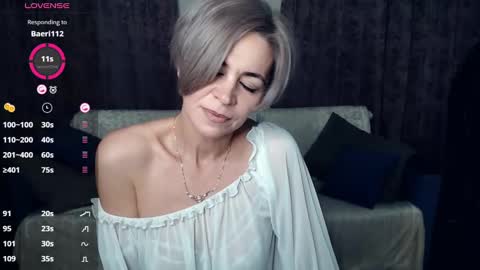 Lola online show from December 13, 8:47 pm