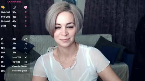 Lola online show from December 17, 7:37 pm