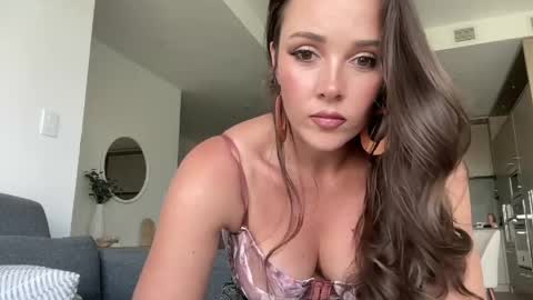 Emma Bloom online show from May 14, 7:52 pm