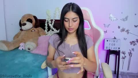 Linda  online show from March 12, 4:24 pm