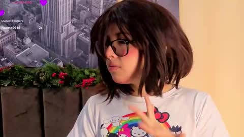 blue_sixx online show from November 12, 9:35 pm