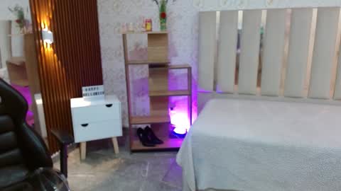 blue_tay1 online show from November 9, 7:43 pm