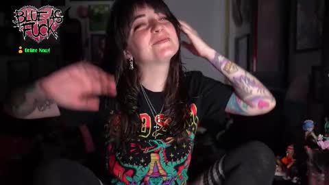 Blue online show from November 25, 12:57 am