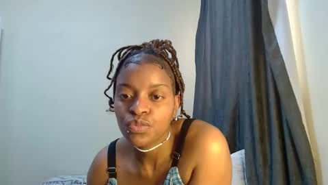 Tee online show from April 10, 1:06 pm