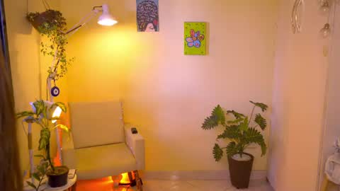FLORAA online show from June 20, 6:00 pm