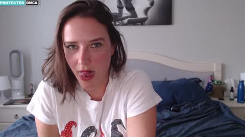 Stacey online show from December 14, 1:44 am