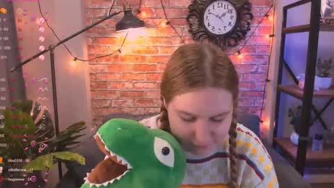 Snapshot of blush_ellie chatting on September 11, 2:17 pm Ellie3 online show from September 11, 2:17 pm