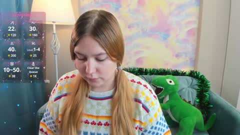 Snapshot of blush_ellie chatting on December 26, 12:49 pm Ellie3 online show from December 26, 12:49 pm