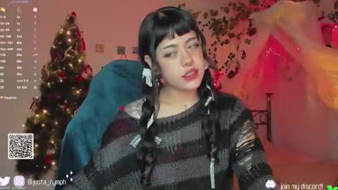 Snapshot of blushing_nymph chatting on December 19, 2:12 am   Im Nym  Justa nymph on twitter and IG online show from December 19, 2:12 am