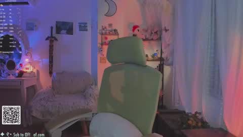Snapshot of blushing_nymph chatting on September 19, 2:32 am   Im Nym  Justa nymph on twitter and IG online show from September 19, 2:32 am