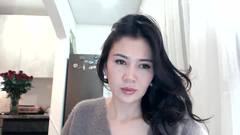 Liya online show from February 2, 2:16 pm