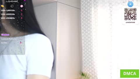 Akemi online show from February 19, 5:07 am