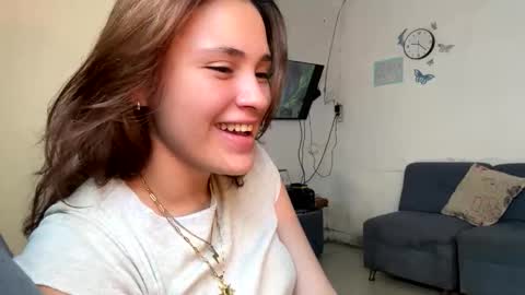 Bonnie online show from May 25, 2:27 pm