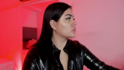 Bonnie  online show from April 8, 11:34 am