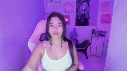 Bonnie online show from February 17, 3:33 pm