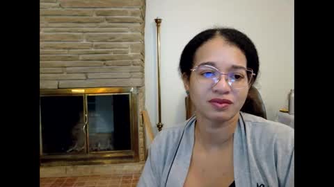 Snapshot of bonvivantb chatting on October 21, 1:26 pm Queen Bon Vivantt online show from October 21, 1:26 pm