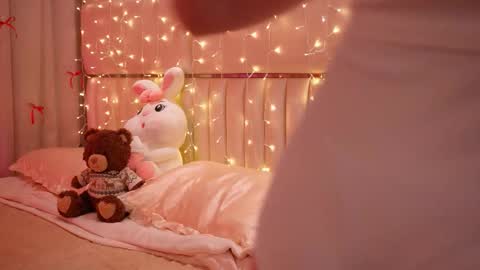 boootyfrytti online show from December 16, 8:37 pm