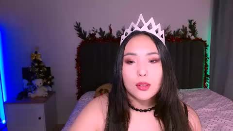 Mona online show from December 22, 4:39 am