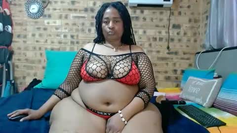 bootytwerkxxx online show from June 3, 6:36 am