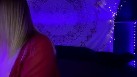 Snapshot of bossmomma chatting on January 7, 2:10 am BossMom online show from January 7, 2:10 am