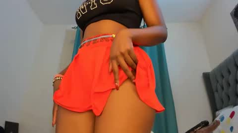 bouncy_booty677 online show from September 14, 7:34 pm