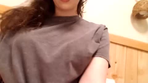 Bouncy Queen Majesty online show from September 18, 7:01 pm