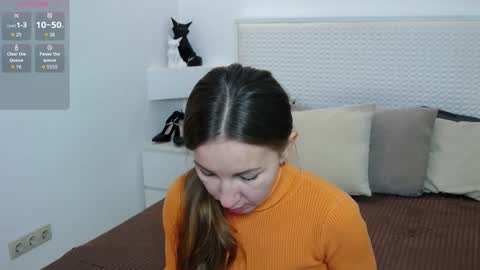 Brandy Gem online show from December 3, 7:44 am