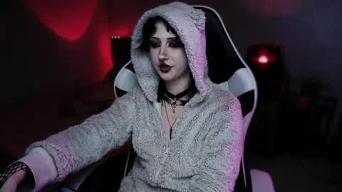 Aurorabut ur dad just calls me Rory online show from April 15, 6:52 pm