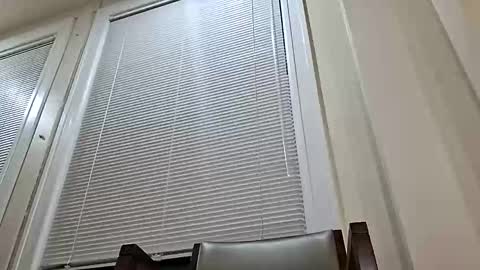 brazilaveaux online show from October 20, 7:00 am