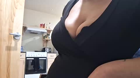 brazilaveaux online show from October 31, 11:36 am