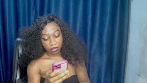 brealove_ online show from November 25, 1:19 am