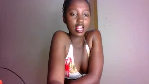 breelia online show from January 6, 7:45 pm