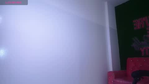 Snapshot of brenda_a_ chatting on December 15, 10:48 pm Brendi online show from December 15, 10:48 pm