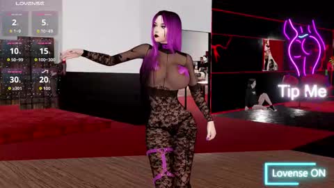 briany online show from October 31, 9:13 am