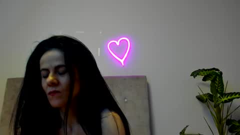 brianaflynt online show from February 15, 7:35 pm